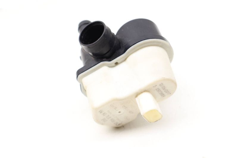 Leak Detection Pump / Ldp 7L0906243 — Used (SKU 713871)