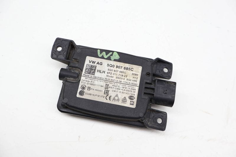 Blind Spot Detection Control Module (SLAVE) 5Q0907685C — Used (SKU 716550)