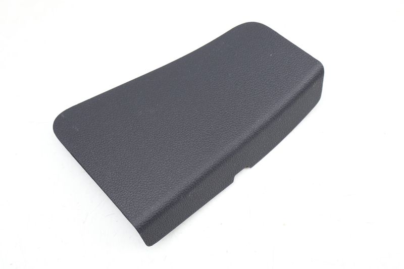 Inspection Cover / Trim 3CN867655 — Used (SKU 663445)