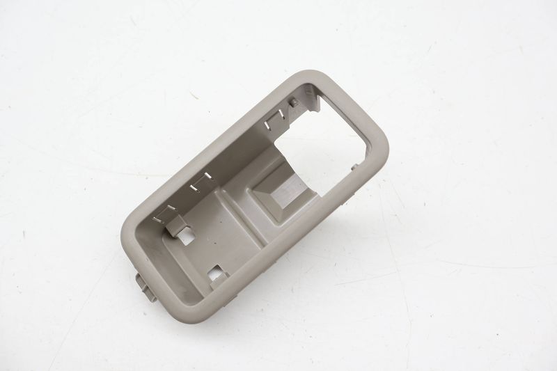 Dome Reading Light Housing 3CN861303 — Used (SKU 713514)