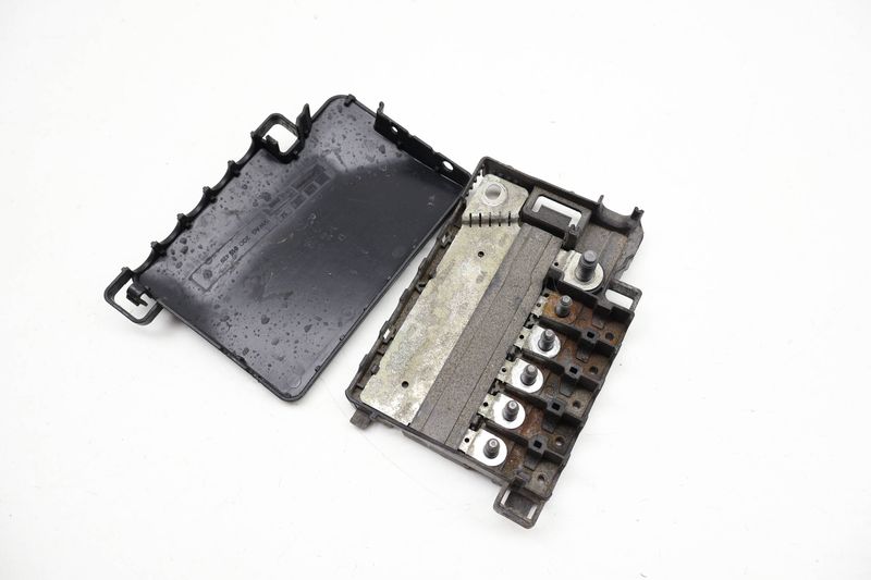 Main Fuse Box 3CN937548B — Used (SKU 716724)