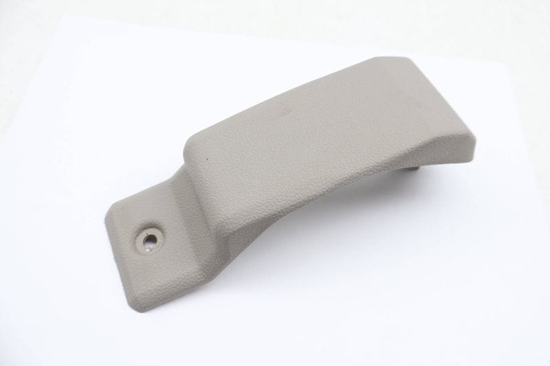 3RD Row Seat Center Cover / Trim 3CN888879 — Used (SKU 663468)