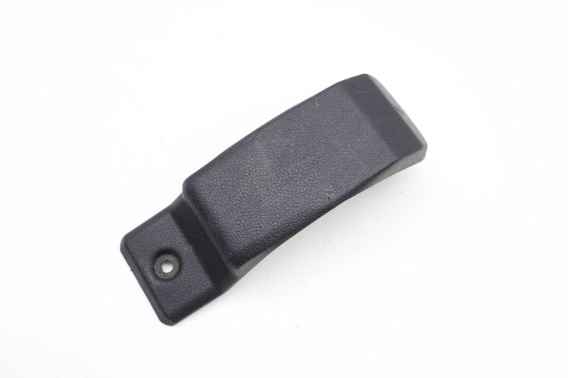 3RD Row Seat Center Cover / Trim 3CN888879 — Used (SKU 713478)