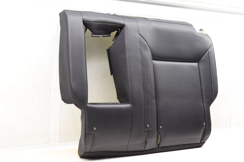 2ND Row Seat Upper Backrest Cushion 3CN885805M — Used (SKU 546363)