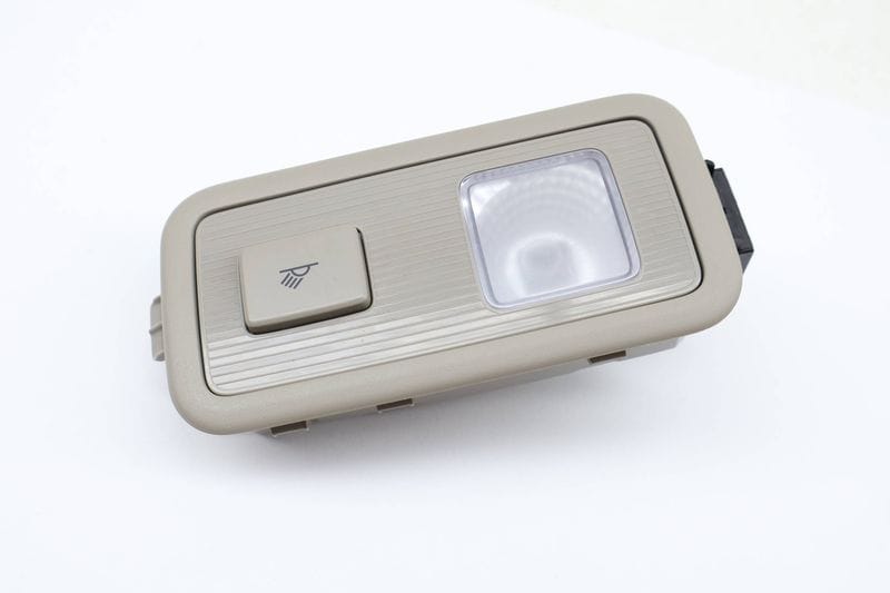 Dome Reading Light 3CN947291A — Used (SKU 663457)