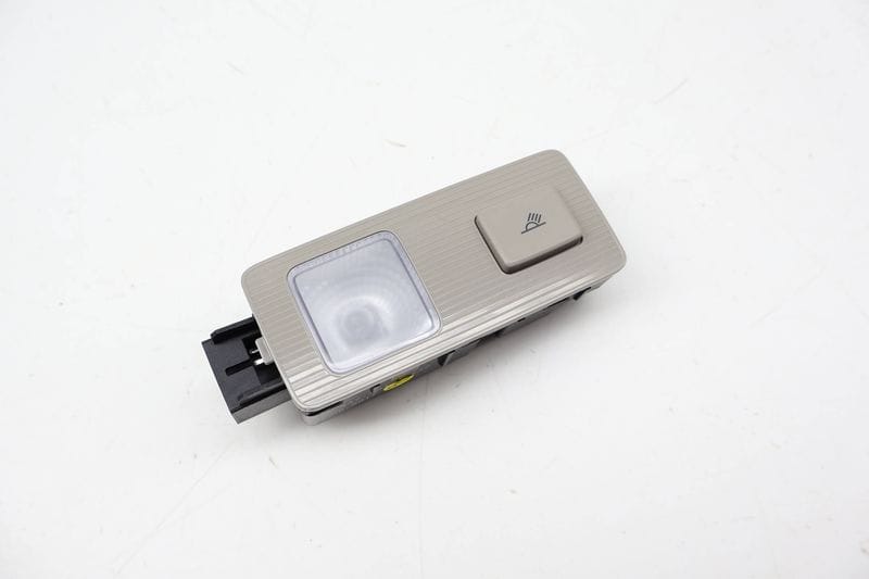 Dome Reading Light 3CN947291A — Used (SKU 713513)