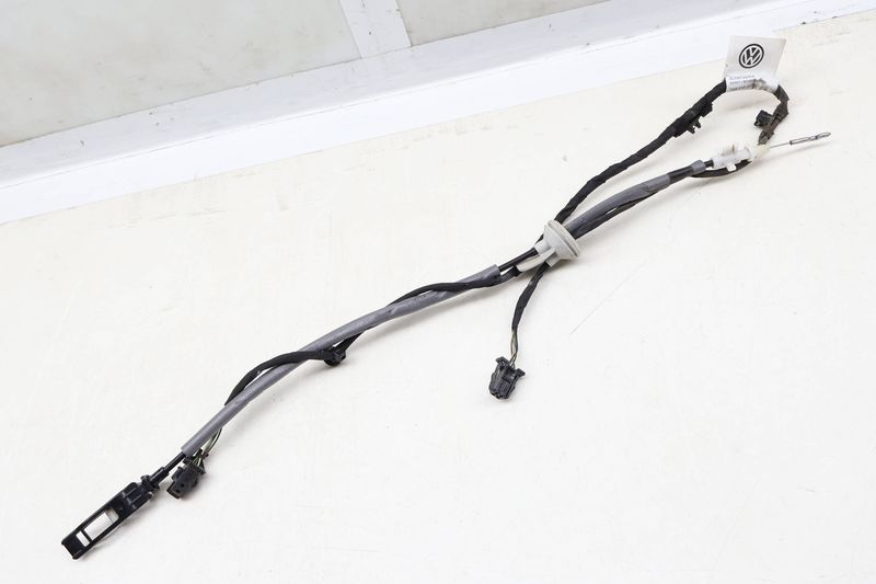 Door Handle Release Bowden Cable 3CN972295A — Used (SKU 639557)