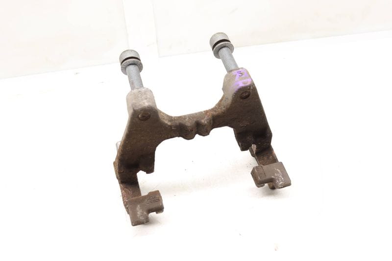 Brake Caliper Carrier / Bracket 5Q0615425C — Used (SKU 546909)