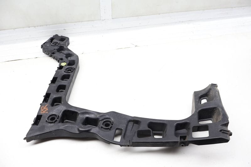 Bumper Guide / Bracket 3CN807394 — Used (SKU 713650)