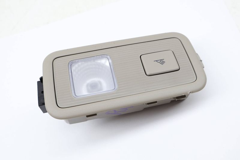 Dome Reading Light 3CN947292A — Used (SKU 663458)