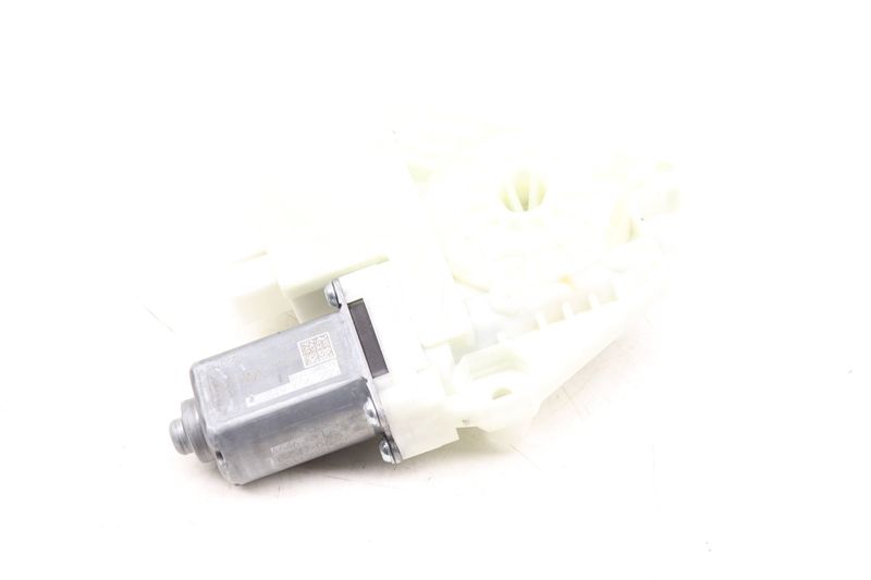 Window Lifter Motor 5Q4959812D — Used (SKU 546616)