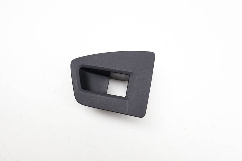Window Switch Trim 3CN868346 — Used (SKU 713476)