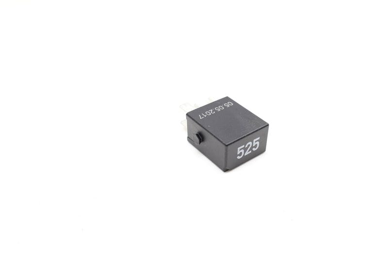 Relay # 525 3Q0951253 — Used (SKU 713804)