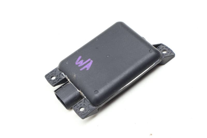 Blind Spot Detection Control Module (MASTER) 5Q0907686C — Used (SKU 639442)