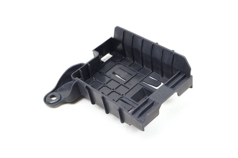 Lane Change Assist Control Module Bracket 3QF907456 — Used (SKU 639622)