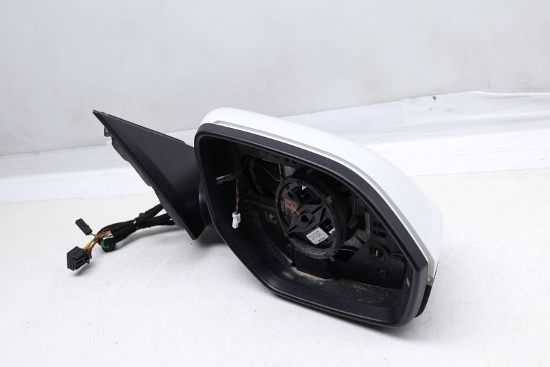Side View Door Mirror 3CN857508F — Used (SKU 663512)