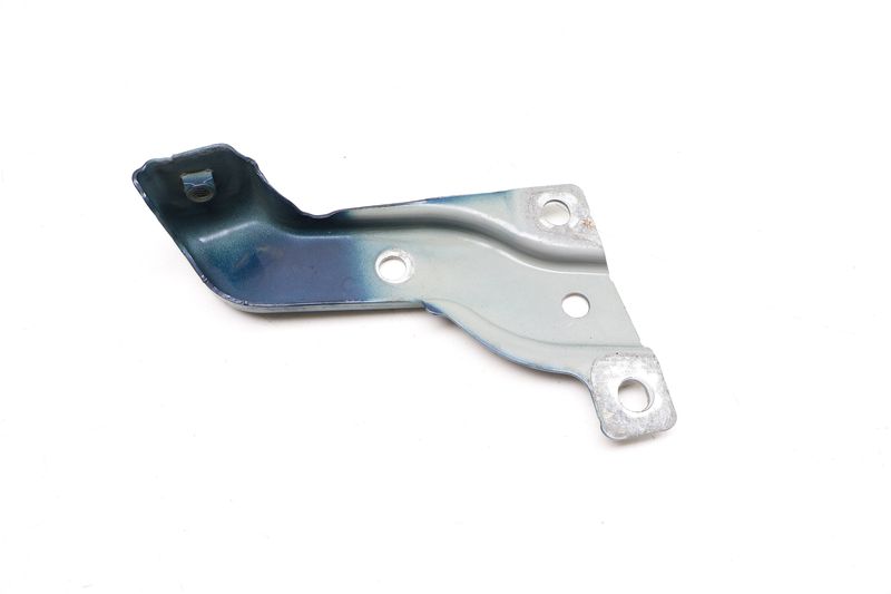 Upper Fender Mount Bracket 3CN821184 — Used (SKU 716758)