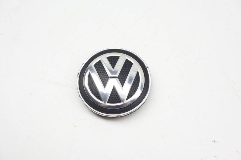 Wheel Center Cap / Cover 5G0601171 — Used (SKU 716670)
