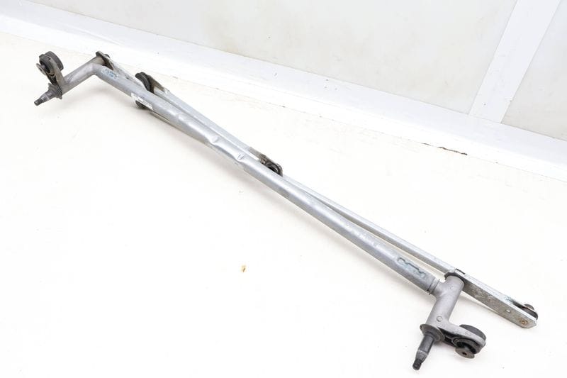 Windshield Wiper Transmission / Bracket 3CN955023A — Used (SKU 633622)