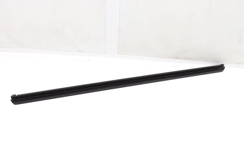 Inner Door / Window Slot Seal 5GM837479B — Used (SKU 559512)