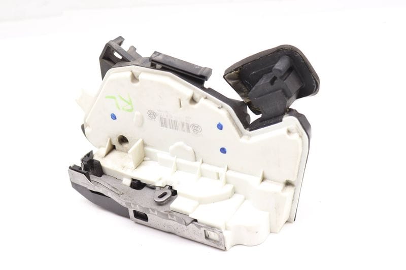 Door Latch / Lock Actuator 5GM839015E — Used (SKU 559473)