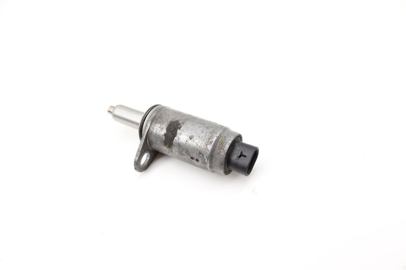 Cam Valve / Camshaft Adjustment Solenoid 06E103697Q — Used (SKU 572787)