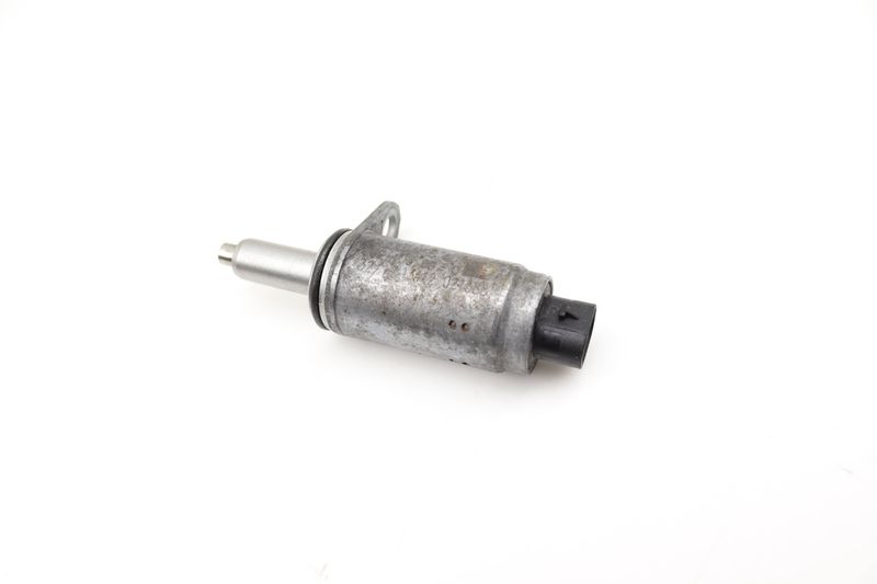 Cam Valve / Camshaft Adjustment Solenoid 06E103697Q — Used (SKU 572788)