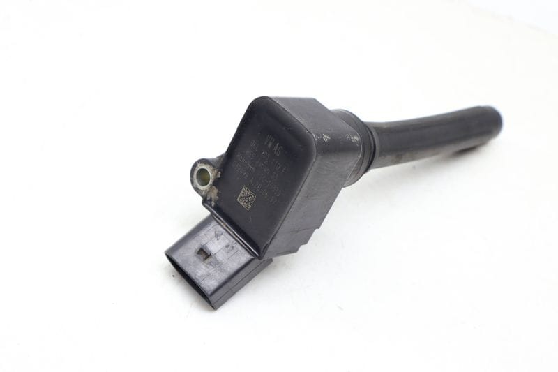 Ignition Coil / Pack 06L905110F — Used (SKU 678491)