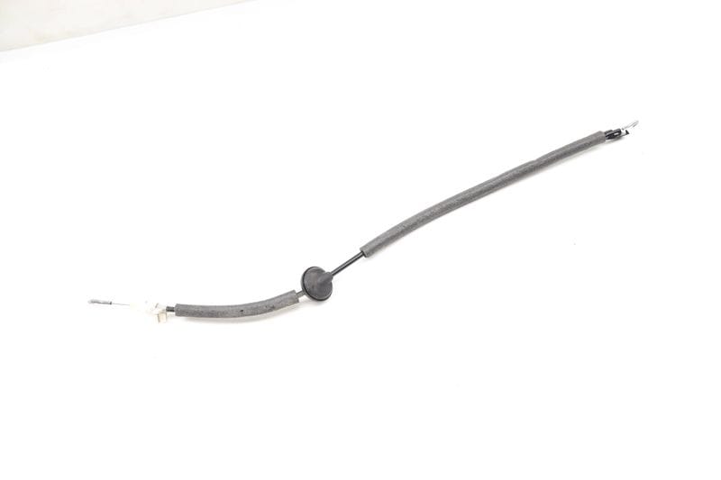 Interior Door Handle Release / Bowden Cable 561839085C — Used (SKU 572672)