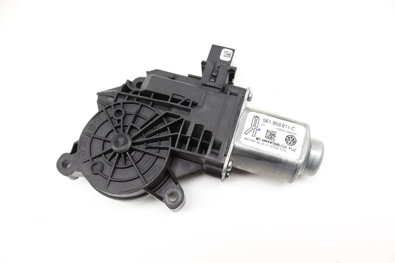 Window Lifter Motor 561959811C — Used (SKU 572529)
