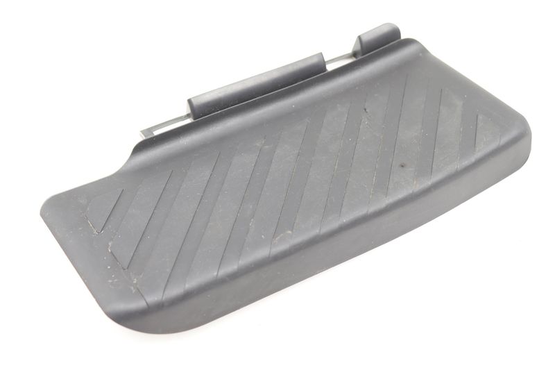 Dead Pedal / Foot Rest Cover 5Q1864777C — Used (SKU 597491)