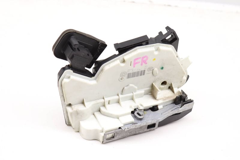 Door Latch / Lock Actuator 5K1837016J — Used (SKU 597514)