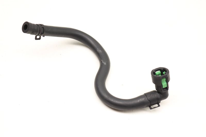 Vacuum / Breather Hose / Line 5N0133778B — Used (SKU 605297)