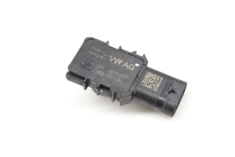 Secondary Air Pump Pressure Sensor 06L906052 — Used (SKU 597826)