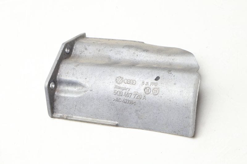 CV Axle Shaft Shield 5Q0407720A — Used (SKU 641319)