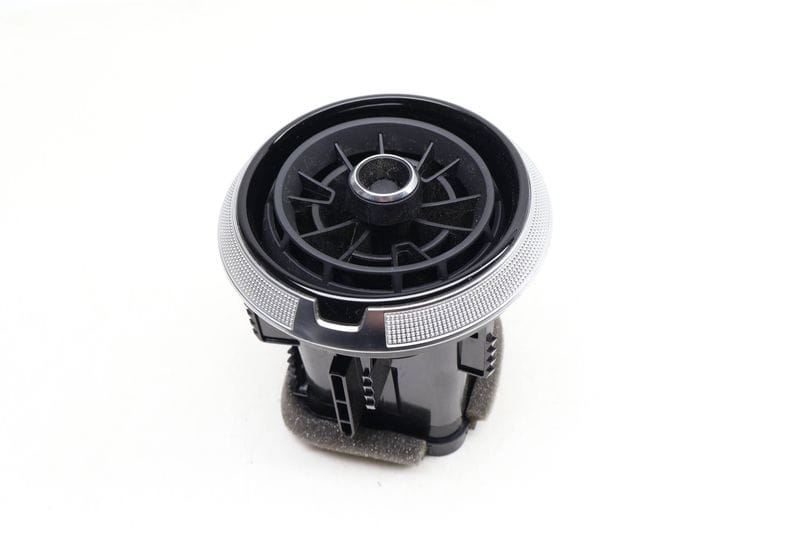 Dash Air Vent 81A820901F — Used (SKU 641201)