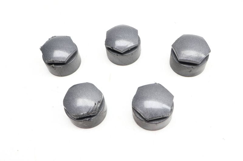 Lug Nut / Bolt Cover / Cap Set 4M0601173D — Used (SKU 641140)