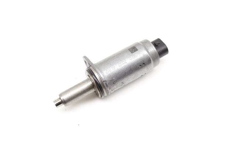 Cam Valve / Camshaft Adjustment Solenoid 06E103697Q — Used (SKU 562667)