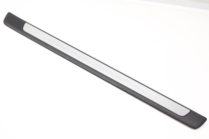 Door Sill / Scuff Panel 8W0853374F — Used (SKU 562970)