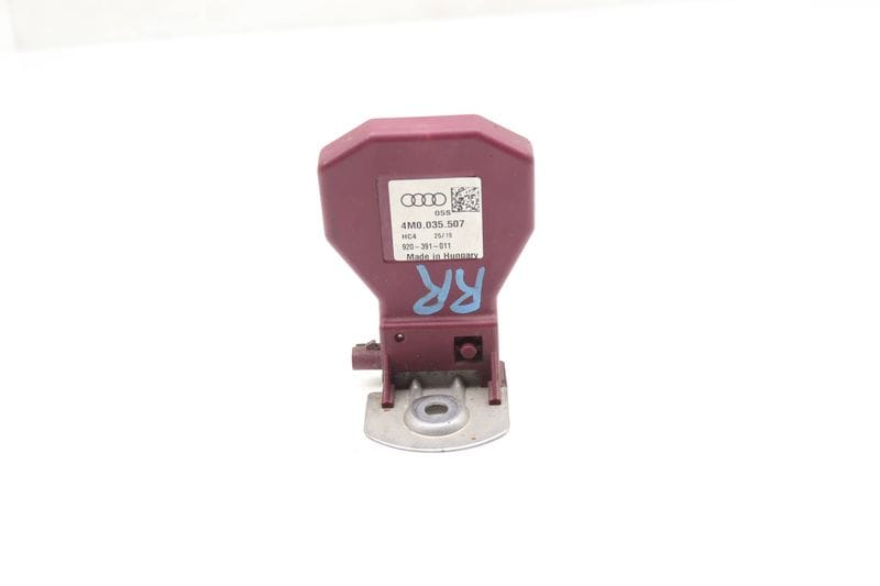 Phone Antenna 4M0035507 — Used (SKU 562638)