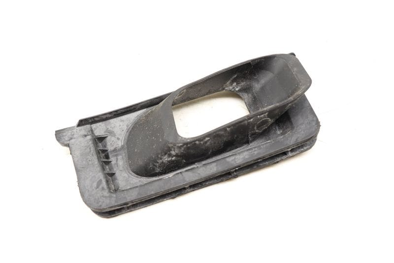 Frame Bar Gasket 8W0819143B — Used (SKU 514971)