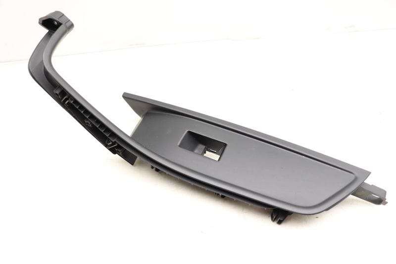 Door Panel Grab Handle Cover / Trim 8W6867172A — Used (SKU 514422)