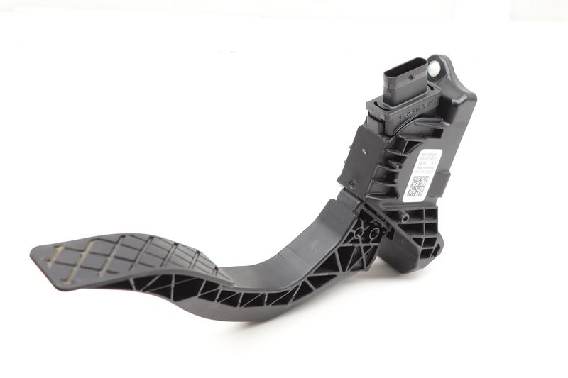 Gas Pedal / Accelerator Module 8W1723523 — Used (SKU 574324)
