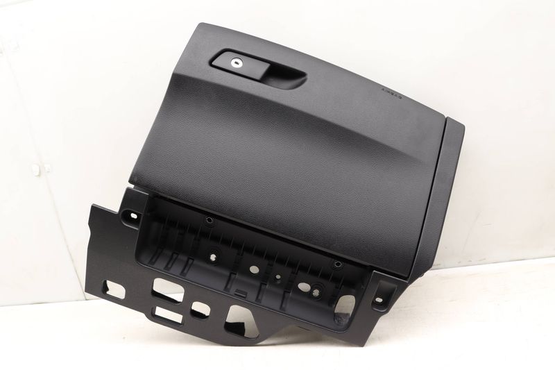 Glove Box / Compartment 8W1880302 — Used (SKU 514430)