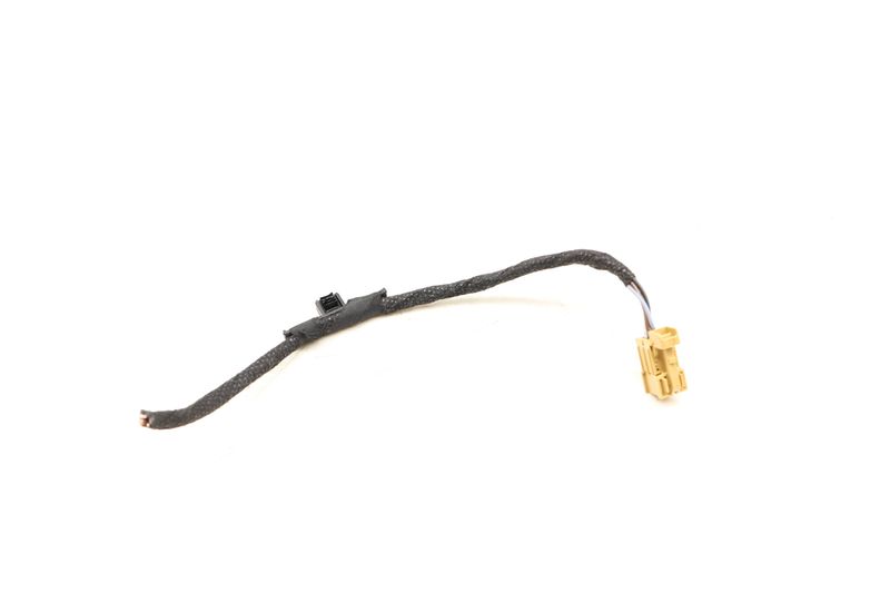 Inner Tail Light / Lamp Wiring Connector / Pigtail — Used (SKU 514539)