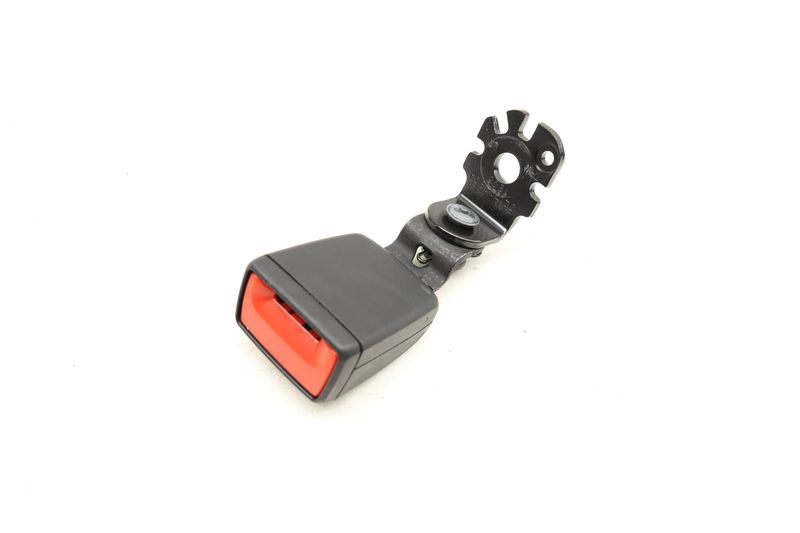 Seat Belt Buckle / Receiver 8W0857740C — Used (SKU 514510)
