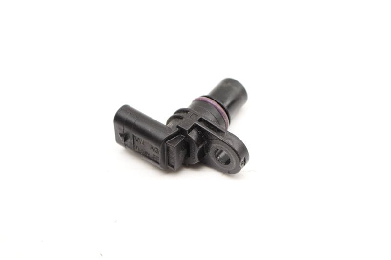 Cam / Camshaft Sensor 04C907601K — Used (SKU 531244)