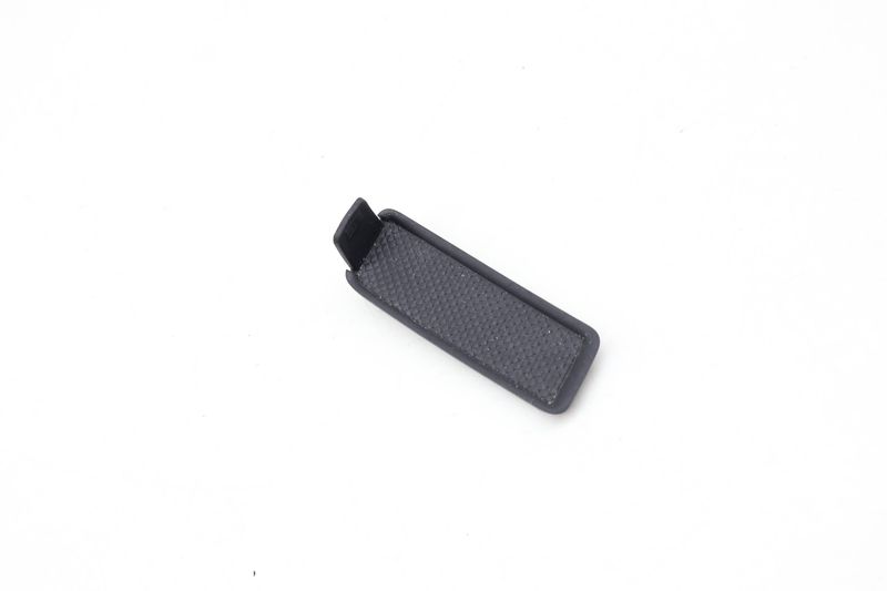 Center Storage Bin Insert 8W1863301 — Used (SKU 630524)