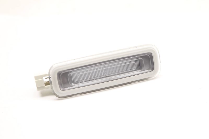 Dome / Reading Light 4M0947105 — Used (SKU 531187)
