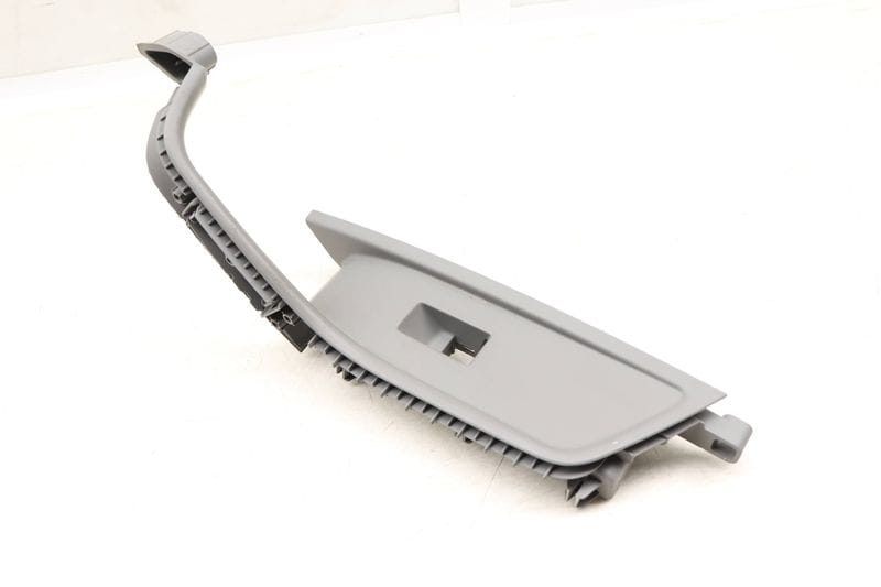 Door Panel Grab Handle Cover / Trim 8W1867172 — Used (SKU 530926)